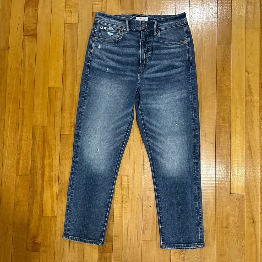 American Eagle Outfitters Women’s Dark Blue Distressed Jeans